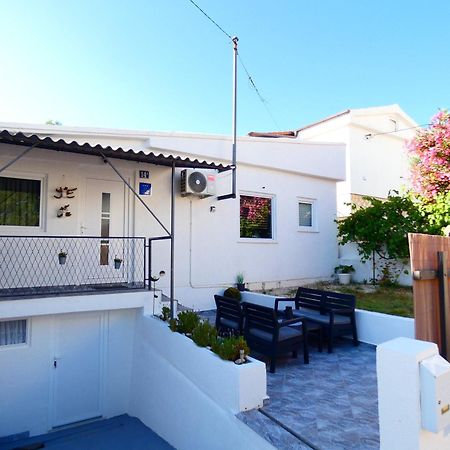 Holiday House Sia Jasenice  Esterno foto