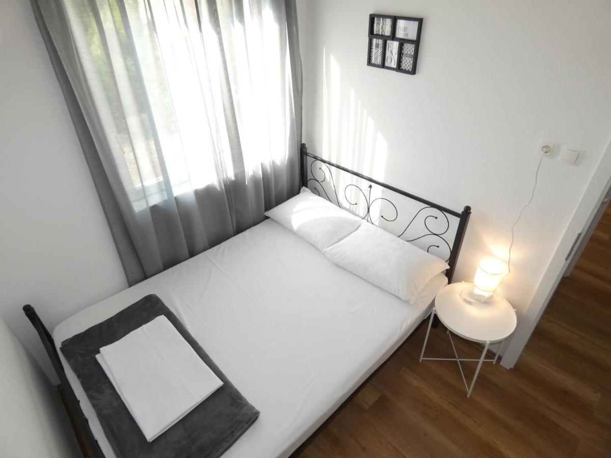 Holiday House Sia Jasenice  Esterno foto