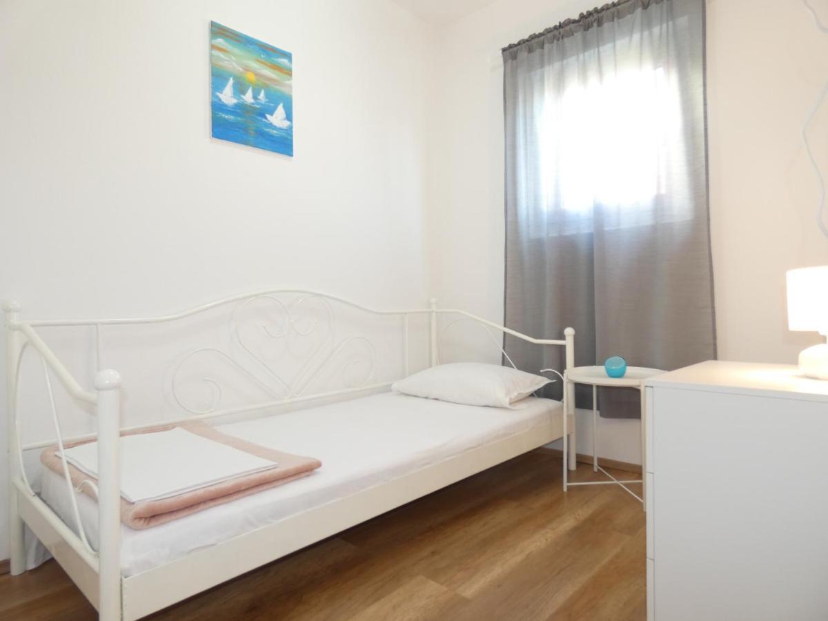 Holiday House Sia Jasenice  Esterno foto