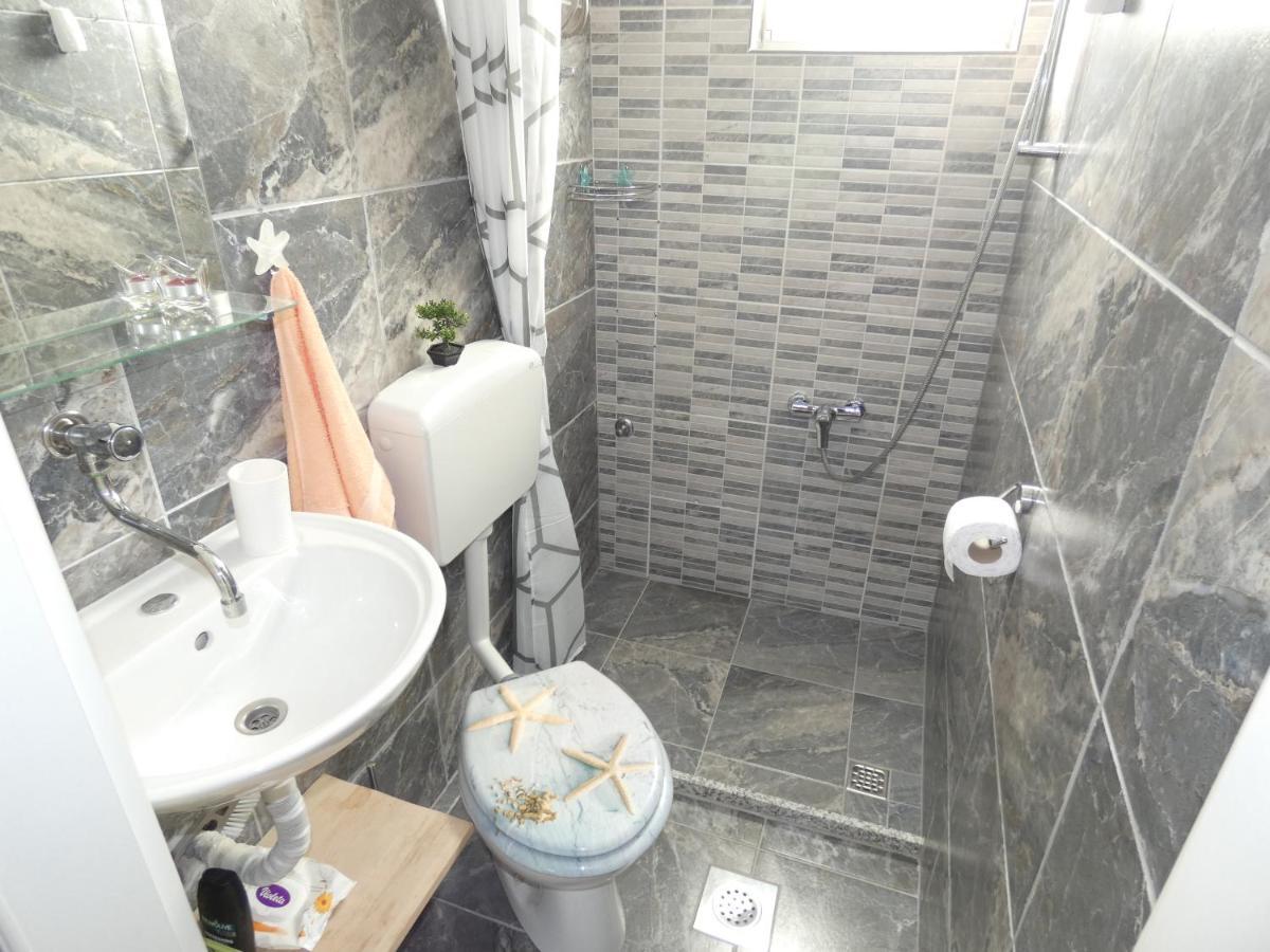 Holiday House Sia Jasenice  Esterno foto