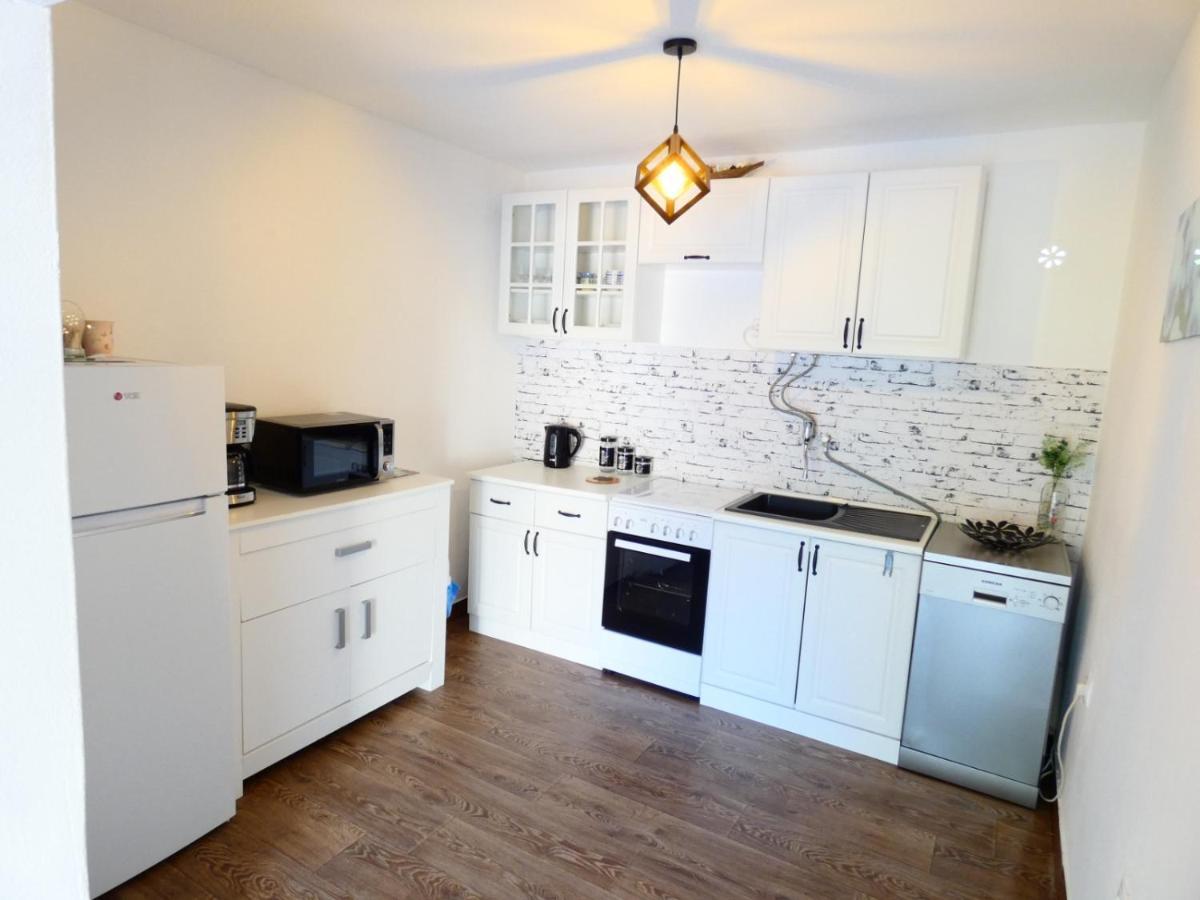 Holiday House Sia Jasenice  Esterno foto